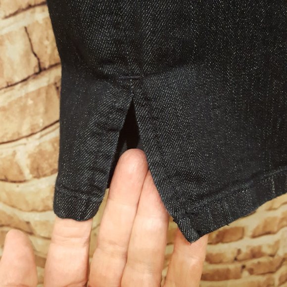 NYDJ Blue Denim Crop Size 8P - Picture 2 of 11